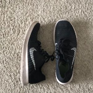 Nike free run flyknit